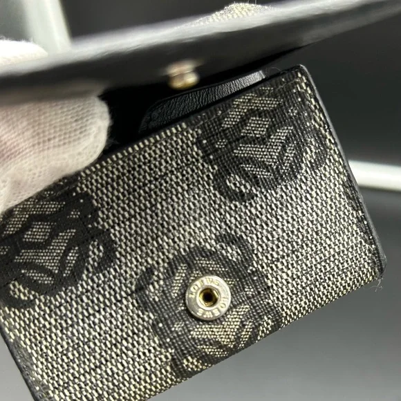 Loewe Coin Pouch Holder Button Close - Picture 1 of 13